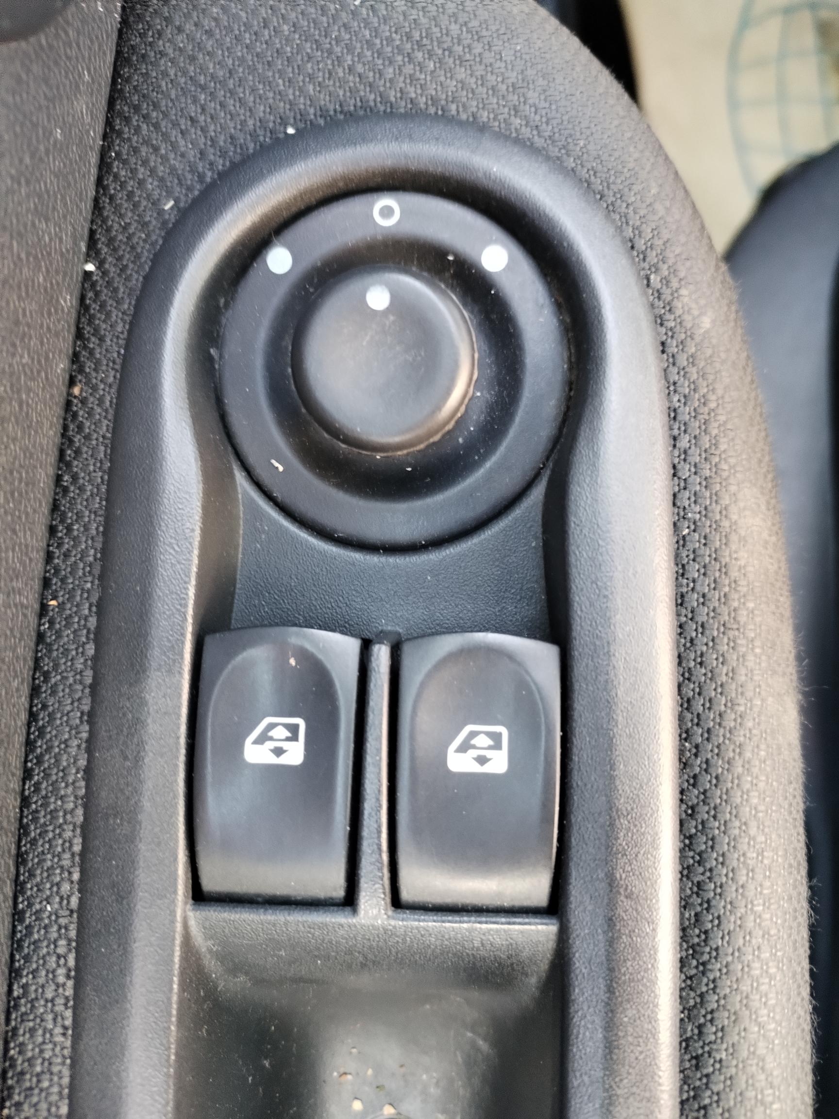 RENAULT  CLIO III